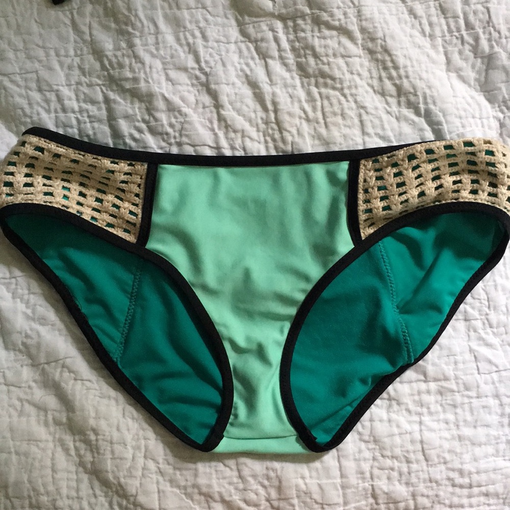 Aeropostale bikini bottoms